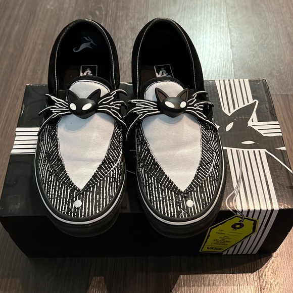(Disney) Jack Skellington Slip-on Vans - Picture 1 of 4